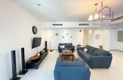 Apartment - 3 Bedrooms - 5 Bathrooms for rent in Seef - Capital Governorate