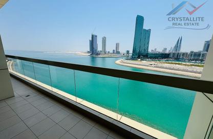 Penthouse - 3 Bedrooms - 5 Bathrooms for rent in Reef Island - Capital Governorate
