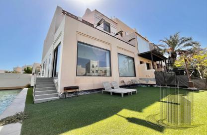 Villa - 4 Bedrooms - 6 Bathrooms for sale in Al Marsa Floating City - Amwaj Islands - Muharraq Governorate