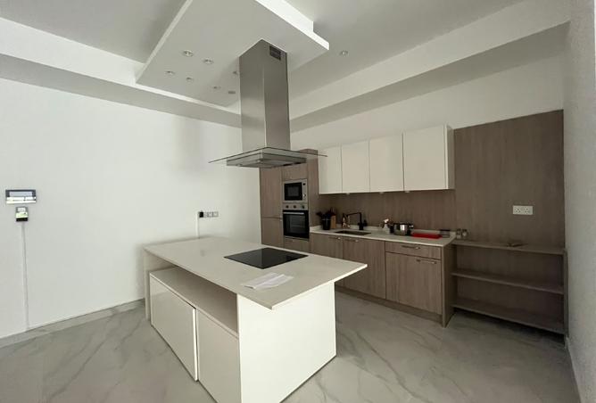 57038025 - Property Image 2