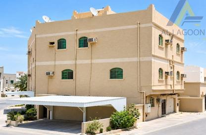 Whole Building - 3 - 3 for sale in Isa Town - Central Governorate Whole Building - 3 - 3 for sale in Isa Town - Central Governorate