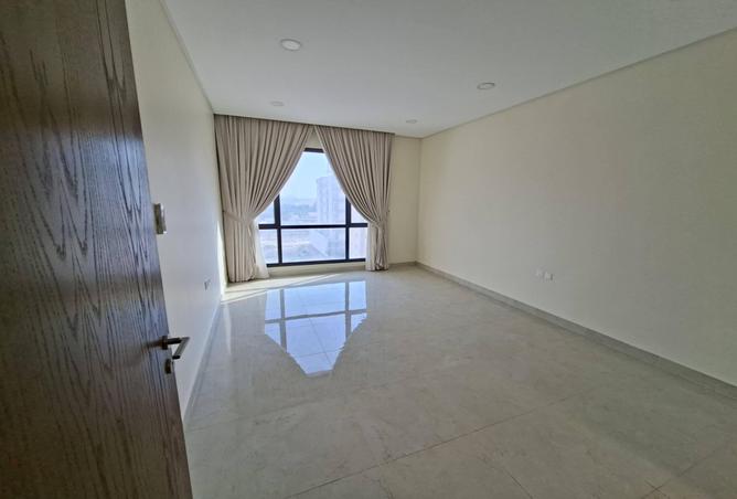 992340 - Property Image 3