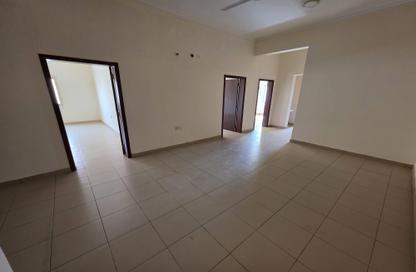 Apartment - 3 Bedrooms - 2 Bathrooms for rent in Riffa - Southern Governorate