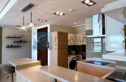 Apartment - 2 Bedrooms - 3 Bathrooms for rent in Reef Island - Capital Governorate