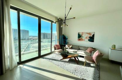 Apartment - 2 Bedrooms - 2 Bathrooms for rent in Marassi Al Bahrain - Diyar Al Muharraq - Muharraq Governorate