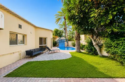 مجمع سكني - 3 غرف نوم - 2 حمامات للايجار في الجنبية - المحافظة الشمالية