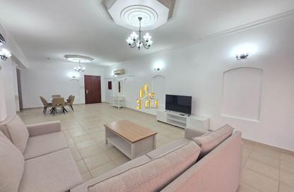 Apartment - 2 Bedrooms - 2 Bathrooms for rent in Saar - Northern Governorate