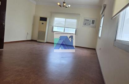 Apartment - 4 - 3 for rent in Zinj - Manama - Capital Governorate
