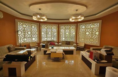 Villa - 6 Bedrooms - 7 Bathrooms for sale in Bu Kowarah - Riffa - Southern Governorate