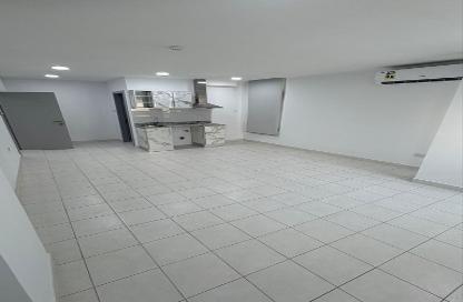 Apartment - Studio - 1 Bathroom for rent in Gudaibiya - Manama - Capital Governorate