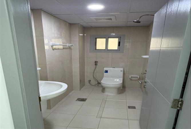 997042 - Property Image 3