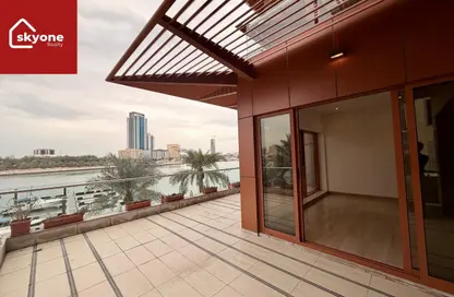 Apartment - 3 Bedrooms - 5 Bathrooms for rent in Reef Island - Capital Governorate