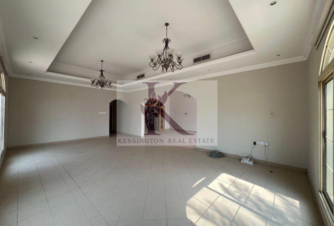 56182773 - Property Image 3