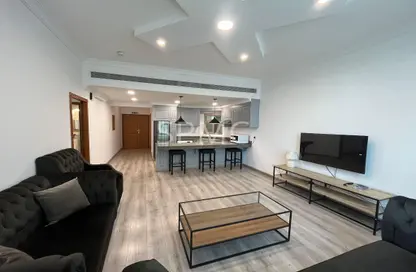 Apartment - 1 Bedroom - 2 Bathrooms for rent in Sanabis - Manama - Capital Governorate