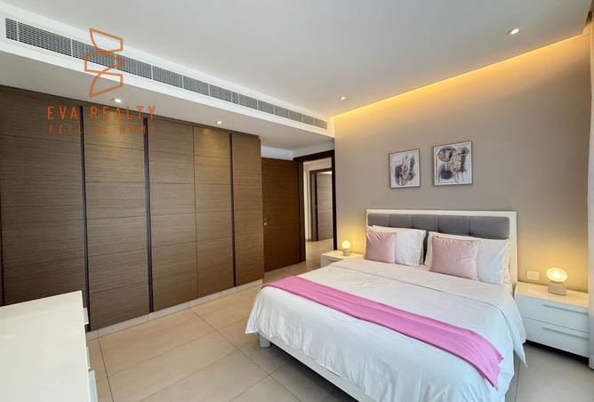 990154 - Property Image 3