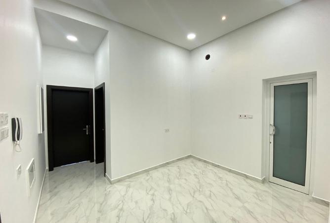 986708 - Property Main Image