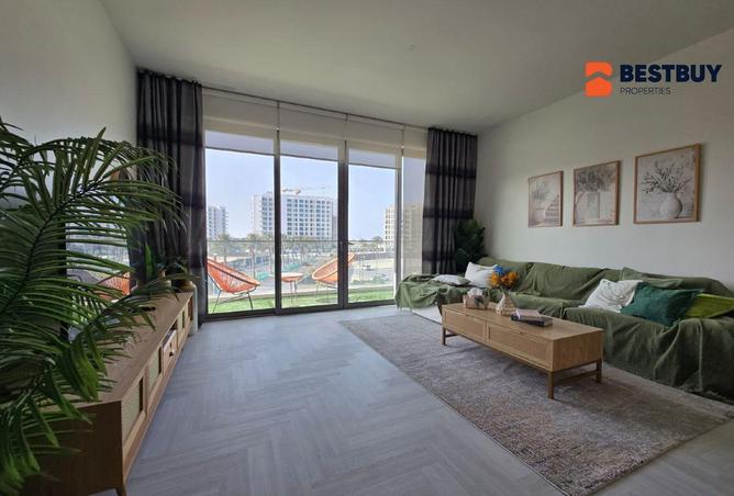 996613 - Property Image 3