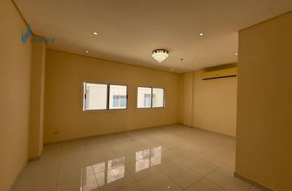 Apartment - 2 Bedrooms - 3 Bathrooms for rent in Hidd - Muharraq Governorate Apartment - 2 Bedrooms - 3 Bathrooms for rent in Hidd - Muharraq Governorate