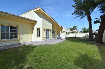 Villa - 3 - 3 for rent in Janabiya - Northern Governorate