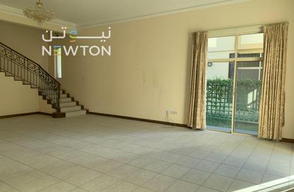 Villa - 4 Bedrooms - 4 Bathrooms for rent in Mahooz - Manama - Capital Governorate