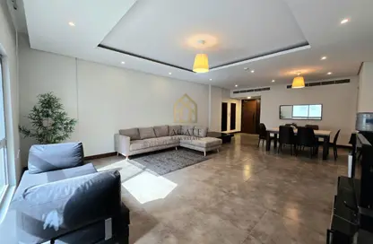 Apartment - 2 Bedrooms - 2 Bathrooms for sale in Amwaj Avenue - Amwaj Islands - Muharraq Governorate