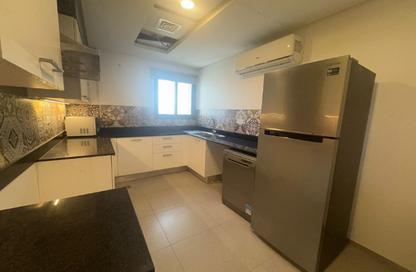 Apartment - 2 Bedrooms - 2 Bathrooms for rent in Al Juffair - Capital Governorate