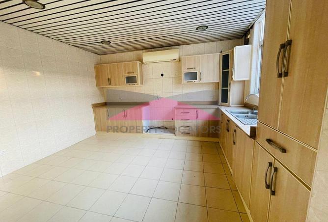 996252 - Property Image 3