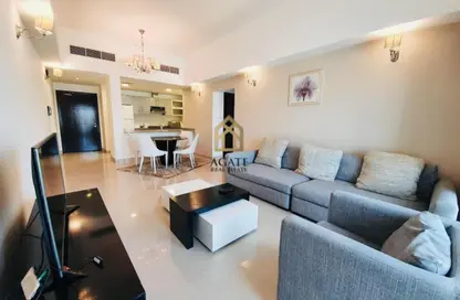 شقة - غرفة نوم - 2 حمامات للايجار في شارع أمواج - أمواج - المحرق