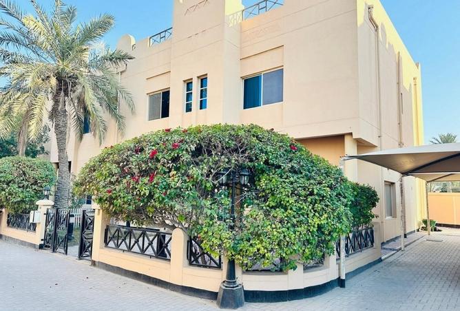 52143560 - Property Image 2