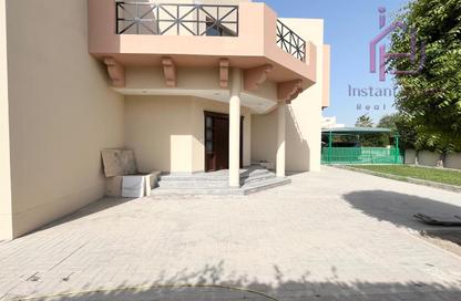Villa - 4 Bedrooms - 4 Bathrooms for rent in Janabiya - Northern Governorate