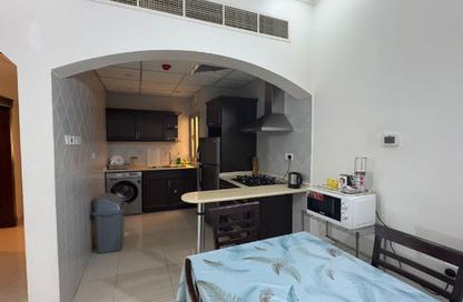 Apartment - 2 Bedrooms - 3 Bathrooms for rent in Tubli - Central Governorate
