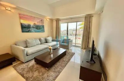 شقة - غرفة نوم - 2 حمامات للايجار في أمواج مارينا - أمواج - المحرق