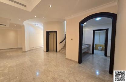 Villa - 4 - 5 for rent in Saar - Northern Governorate