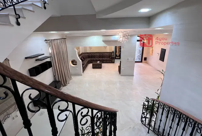 58472093 - Property Image 2