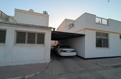 Villa - 6 Bedrooms - 4 Bathrooms for rent in Saar - Northern Governorate