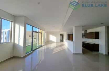 Apartment - 4 Bedrooms - 3 Bathrooms for rent in Amwaj Avenue - Amwaj Islands - Muharraq Governorate