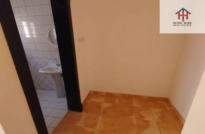 Apartment - 3 Bedrooms - 2 Bathrooms for rent in Jid Ali - Central Governorate