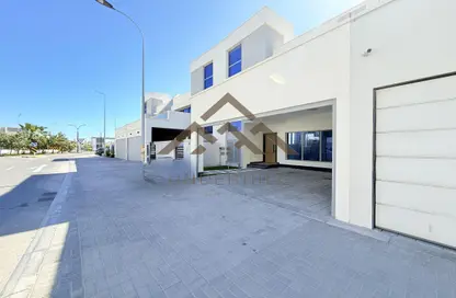 فيلا - 4 غرف نوم - 5 حمامات للايجار في النسيم - ديار المحرق - المحرق