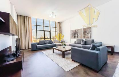 Apartment - 2 Bedrooms - 3 Bathrooms for rent in Al Juffair - Capital Governorate