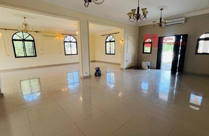 Villa - 4 Bedrooms - 4 Bathrooms for rent in Saar - Northern Governorate