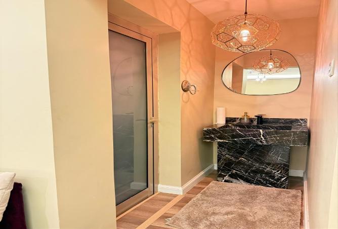 52905069 - Property Image 3