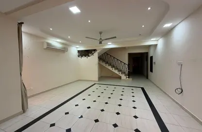 Villa - 4 Bedrooms - 4 Bathrooms for rent in Sehla - Northern Governorate