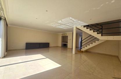 Villa - 3 Bedrooms - 3 Bathrooms for rent in Al Juffair - Capital Governorate