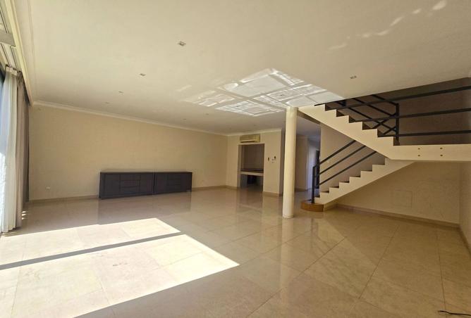 56360514 - Property Image 3