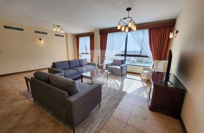 Apartment - 3 Bedrooms - 3 Bathrooms for rent in Sanabis - Manama - Capital Governorate