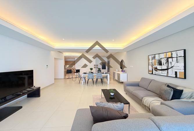 1000369 - Property Image 2