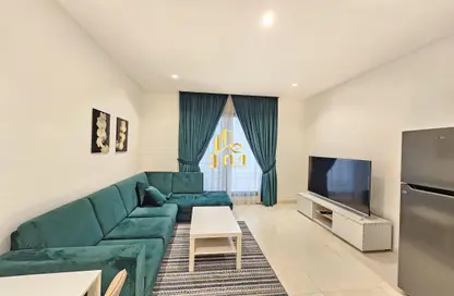 Apartment - 2 Bedrooms - 2 Bathrooms for rent in Segaya - Manama - Capital Governorate Apartment - 2 Bedrooms - 2 Bathrooms for rent in Segaya - Manama - Capital Governorate