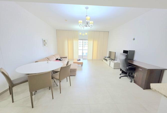 52881093 - Property Image 2