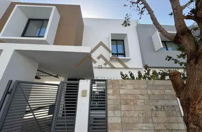 فيلا - 3 غرف نوم - 3 حمامات للبيع في سار - المحافظة الشمالية