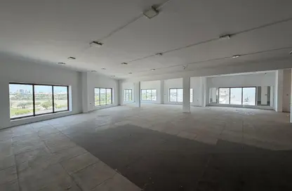 Office Space - Studio - 5 Bathrooms for rent in Tubli - Central Governorate
